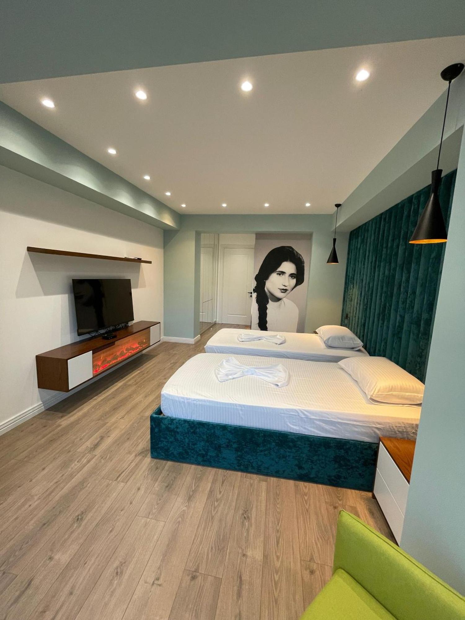 Home 12 Librazhet 외부 사진